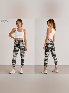 Terez Heathered Camo Hi-Shine cropped Leggings Size: Medium